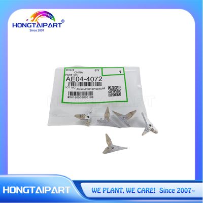 리코 아피시오 MP 301 301SP 301SPF MP301 MP301SP MP301SPF AE044072 상단 롤러 퓨저 픽커 손가락